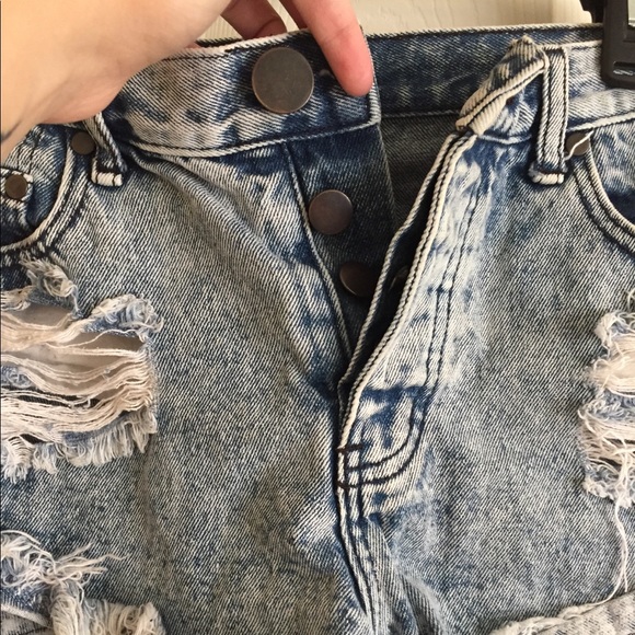 FOREVER21 Booty Shorts - Picture 3 of 3